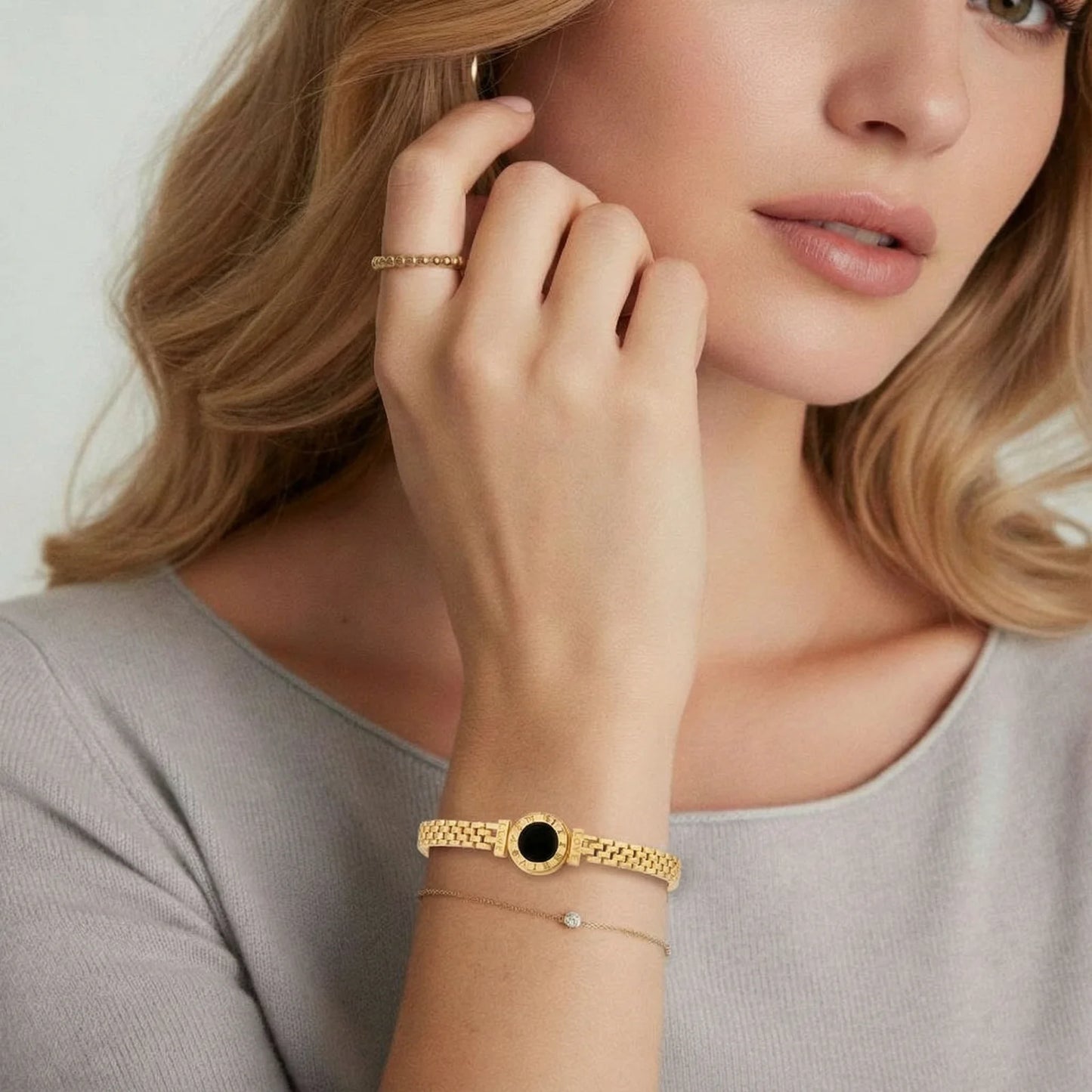 Black Mother of Pearl Roman Numeral Bracelet